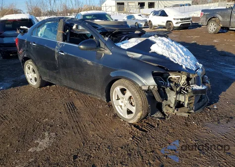 2015 Chevrolet Sonic Ltz z USA, uszkodzony, nr VIN 1G1JE5SB6F4124169